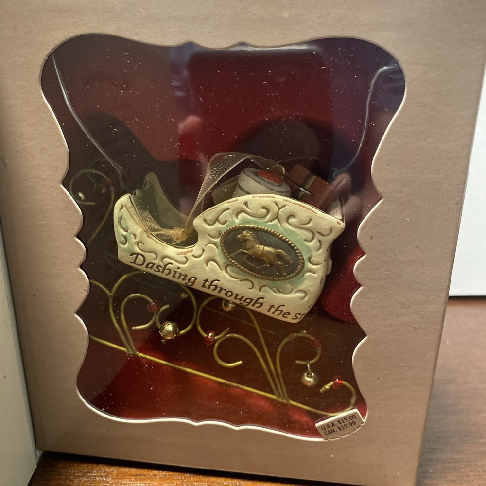 Hallmark 2006 Keepsake‎ Jingle Bells Yuletide Harmony Collection Ornament
